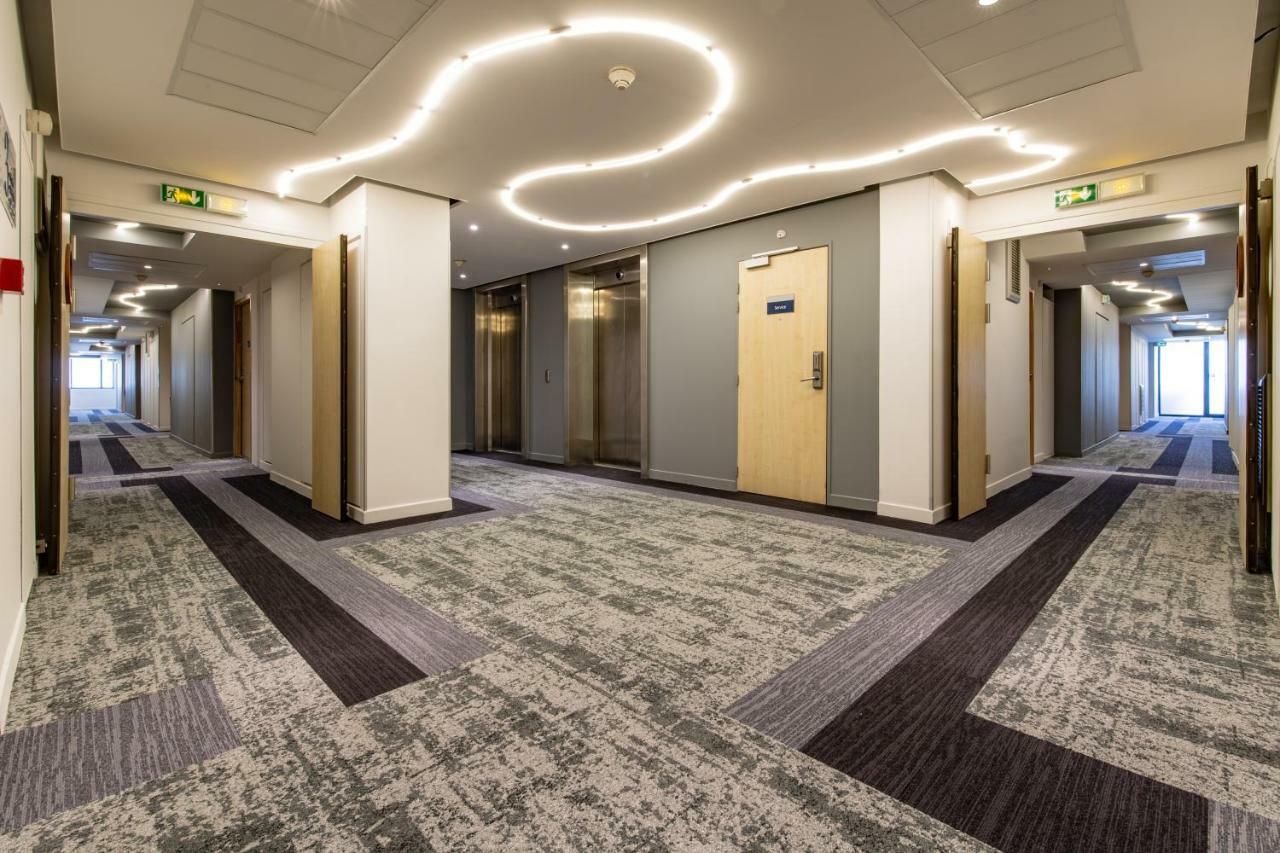 Mercure Avignon Gare Tgv Exterior photo